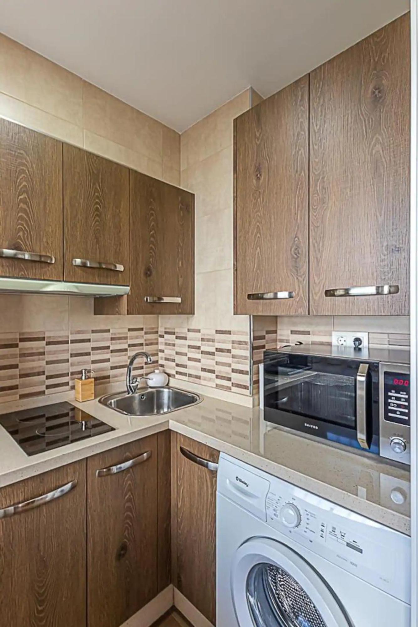 Encantador Apartamento En Primera Linea De Playa Benalmadena Bagian luar foto